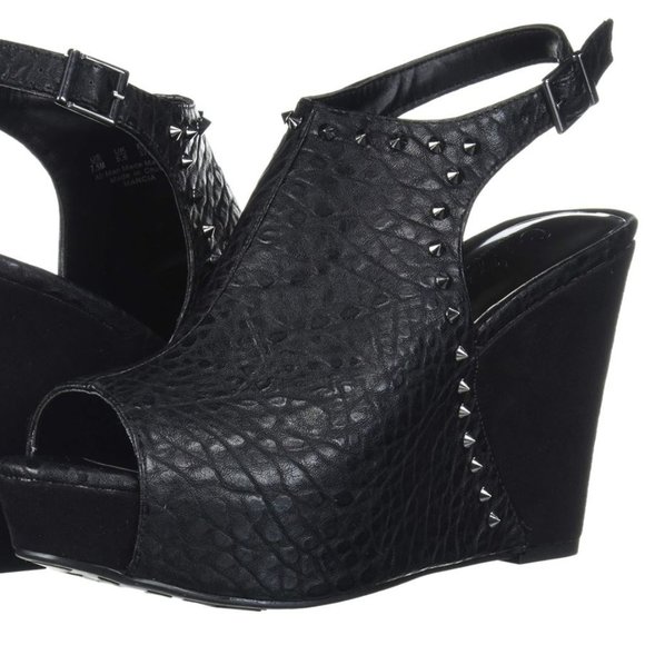 Carlos by Carlos Santana  - Marcia City Sandals - Picture 3 of 4